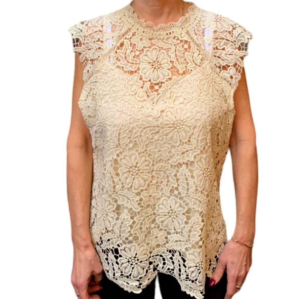 New Adiva Crochet Lace Tank Top - Picture 2 of 8